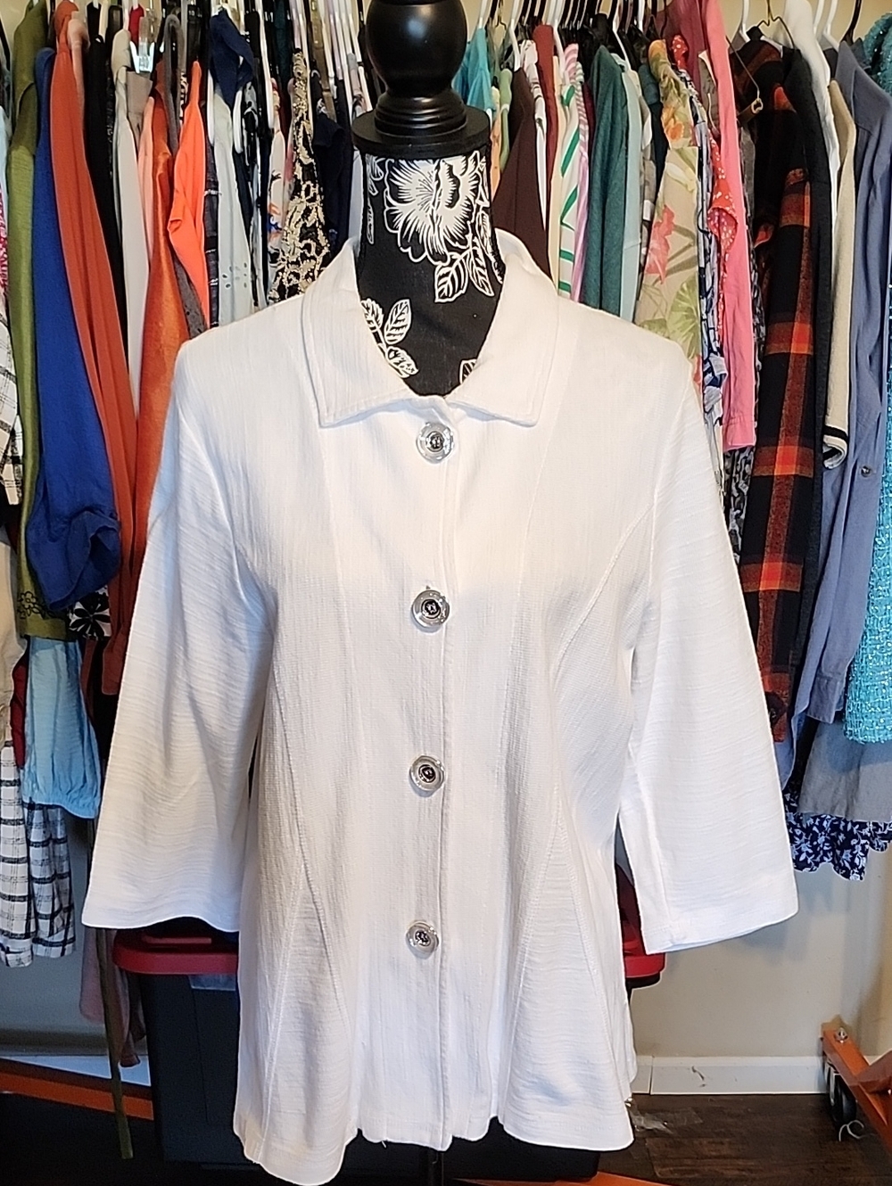 Onque Casuals White Button-Front Jacket Top